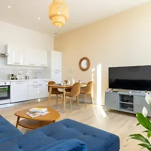 Super T2 Proche Du Cours Julien Apartment Marseilles